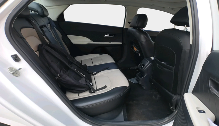 2024 Hyundai Verna  SX 1.5 MPI IVT, Petrol, Automatic, 33,056 km, interior