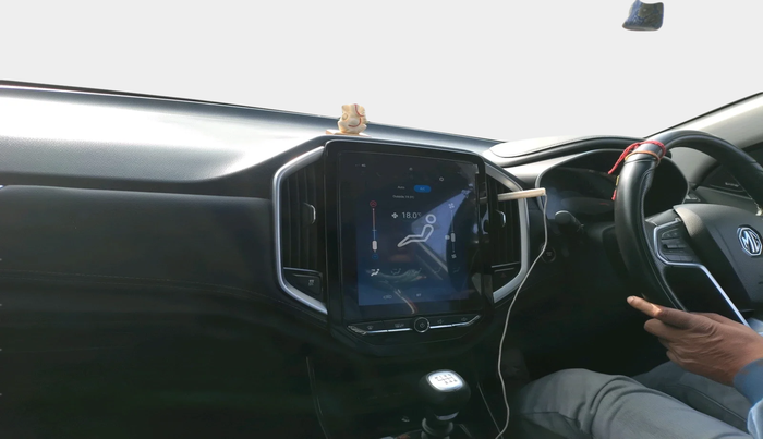 2020 MG HECTOR SHARP HYBRID 1.5 PETROL, Petrol, Manual, 30,977 km, interior