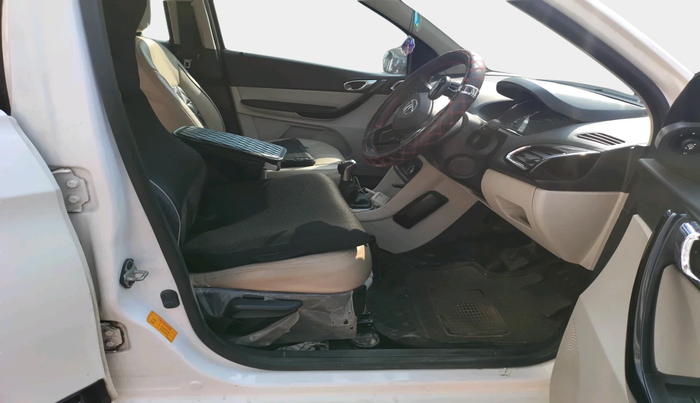 2022 Tata TIGOR XZ PLUS CNG, Petrol, Manual, 60,498 km, interior