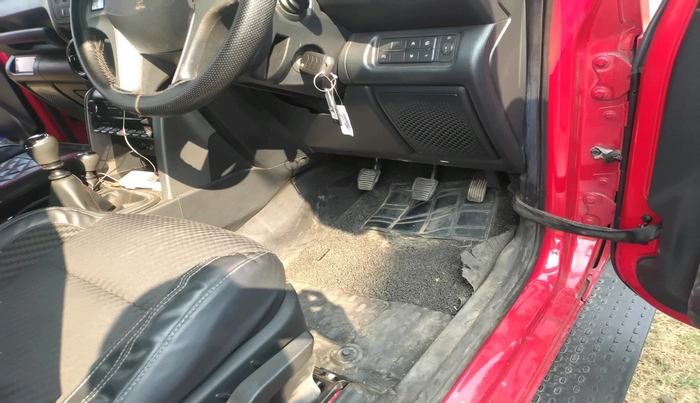 2023 Mahindra Thar LX HARD TOP 4WD MT, Diesel, Manual, 60,563 km, interior