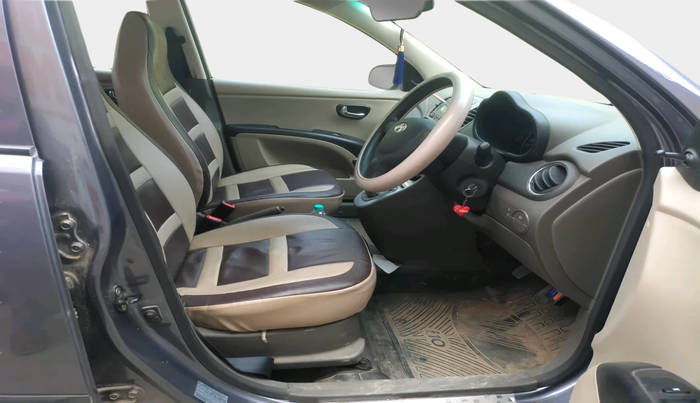 2015 Hyundai i10 SPORTZ 1.1, Petrol, Manual, 38,938 km, interior