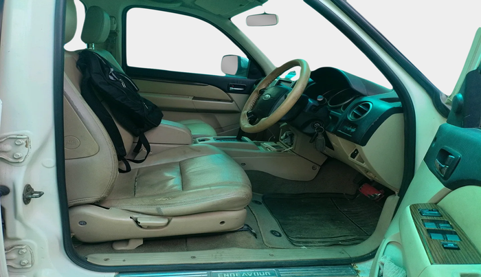 2012 Ford Endeavour 3.0L 4X4 AT, Diesel, Automatic, 1,22,126 km, interior