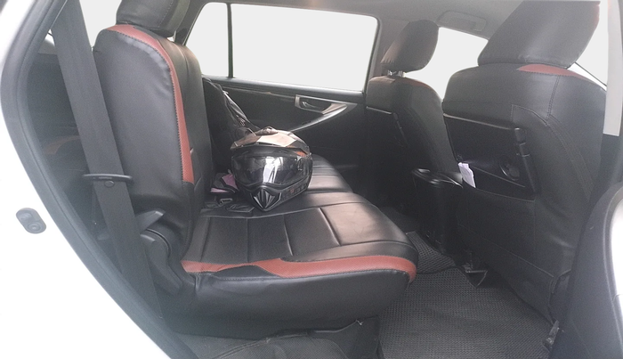 2017 Toyota Innova Crysta 2.4 VX 8 STR, Diesel, Manual, 82,614 km, interior