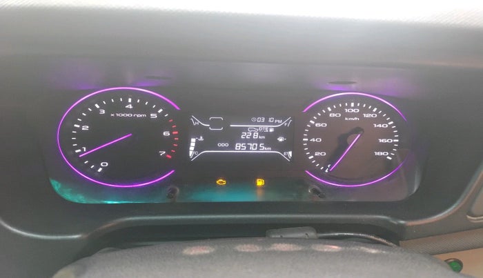 2020 Mahindra MARAZZO M2 8 STR, Diesel, Manual, 85,705 km, interior