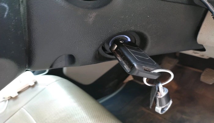 2020 Mahindra MARAZZO M2 8 STR, Diesel, Manual, 85,705 km, interior