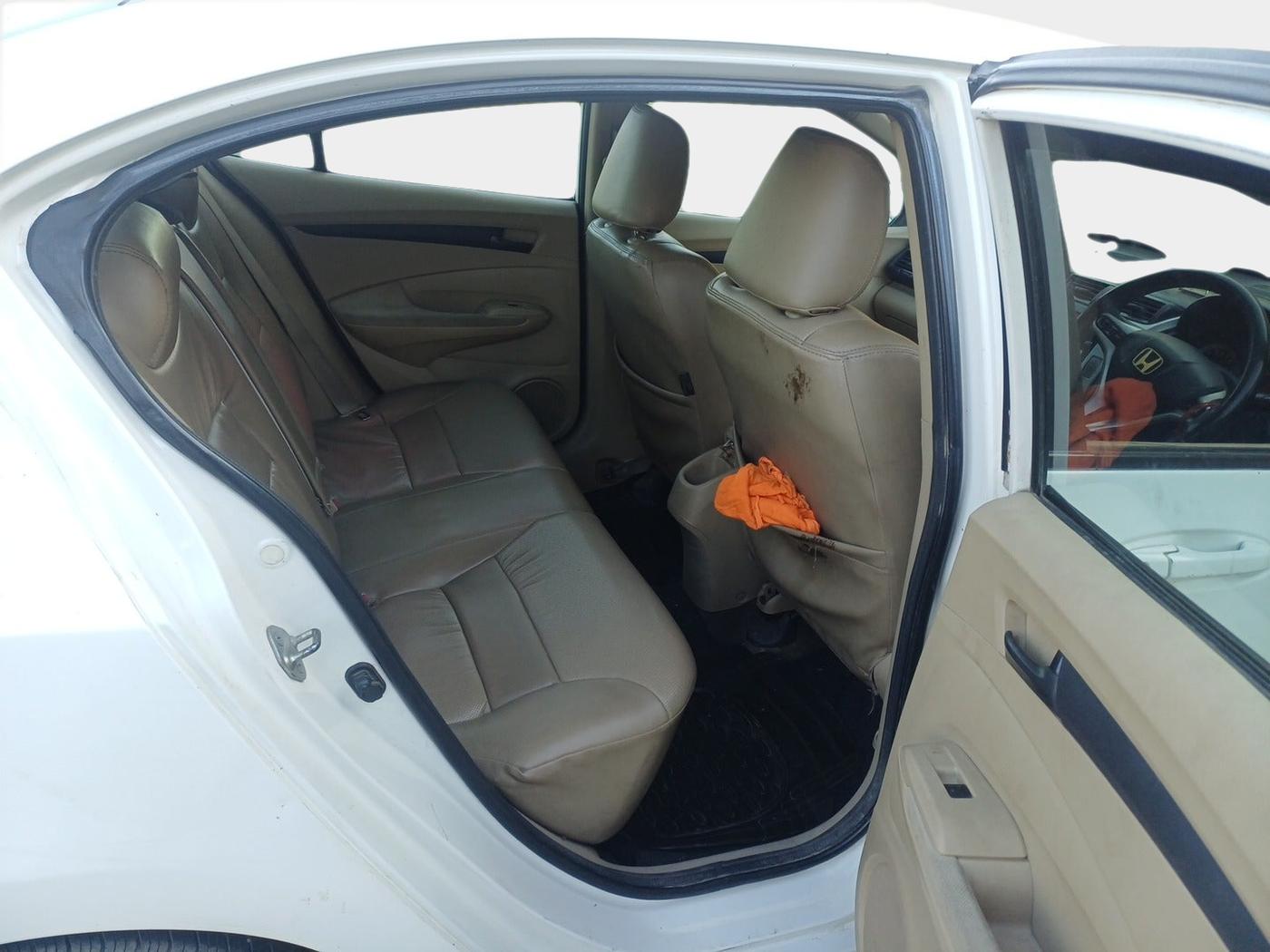 2010 Honda City 1.5L I-VTEC S MT, Petrol, Manual, 1,26,500 km, interior