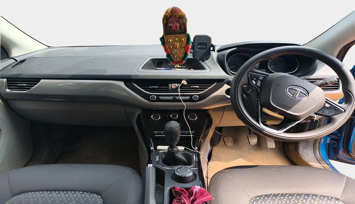 2019 Tata NEXON XT PLUS PETROL, Petrol, Manual, 29,394 km, interior