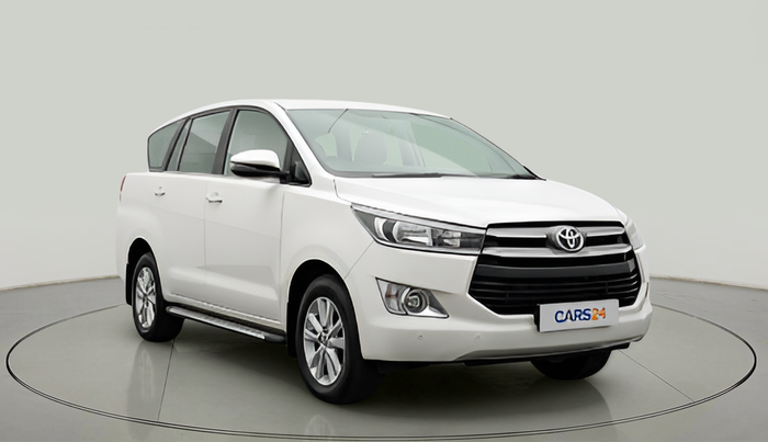 2017 Toyota Innova Crysta 2.4 G 7 STR, Diesel, Manual, 2,46,907 km, exterior
