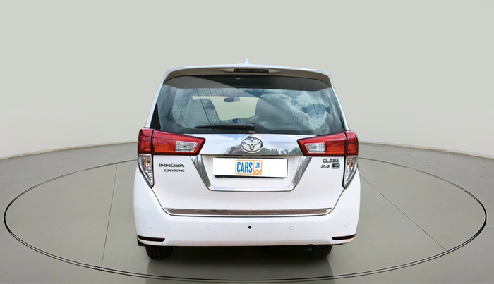 2017 Toyota Innova Crysta 2.4 G 7 STR, Diesel, Manual, 2,46,907 km, exterior