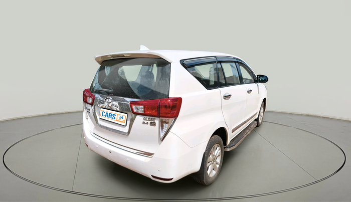 2017 Toyota Innova Crysta 2.4 G 7 STR, Diesel, Manual, 2,46,907 km, exterior