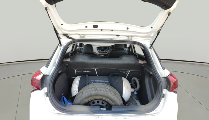 2016 Hyundai Elite i20 SPORTZ 1.2, Petrol, Manual, 1,26,549 km, exterior