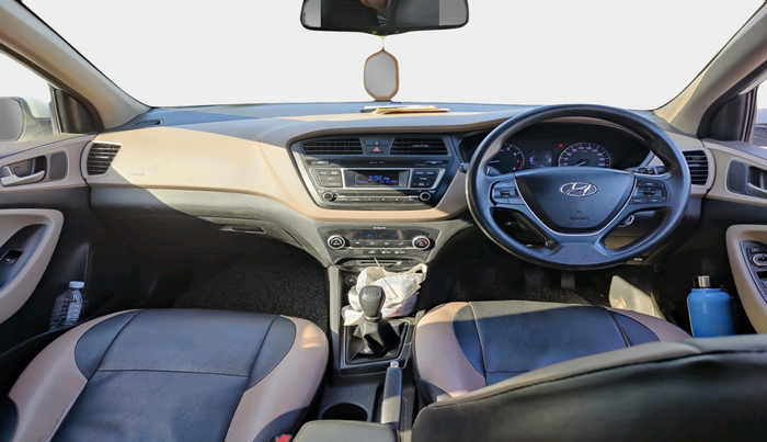 2016 Hyundai Elite i20 SPORTZ 1.2, Petrol, Manual, 1,26,549 km, interior