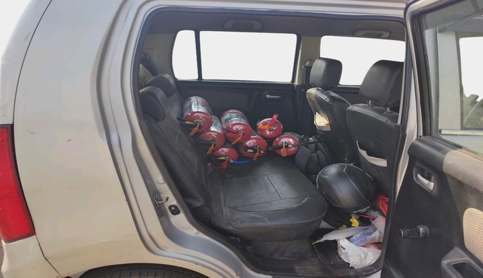 2016 Maruti Wagon R 1.0 LXI CNG, Petrol, Manual, 1,07,811 km, interior