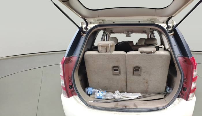 2013 Mahindra XUV500 W8, Diesel, Manual, 88,535 km, exterior