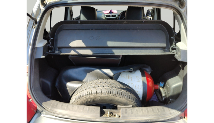 2017 Maruti Swift VXI O, Petrol, Manual, 1,56,039 km, exterior