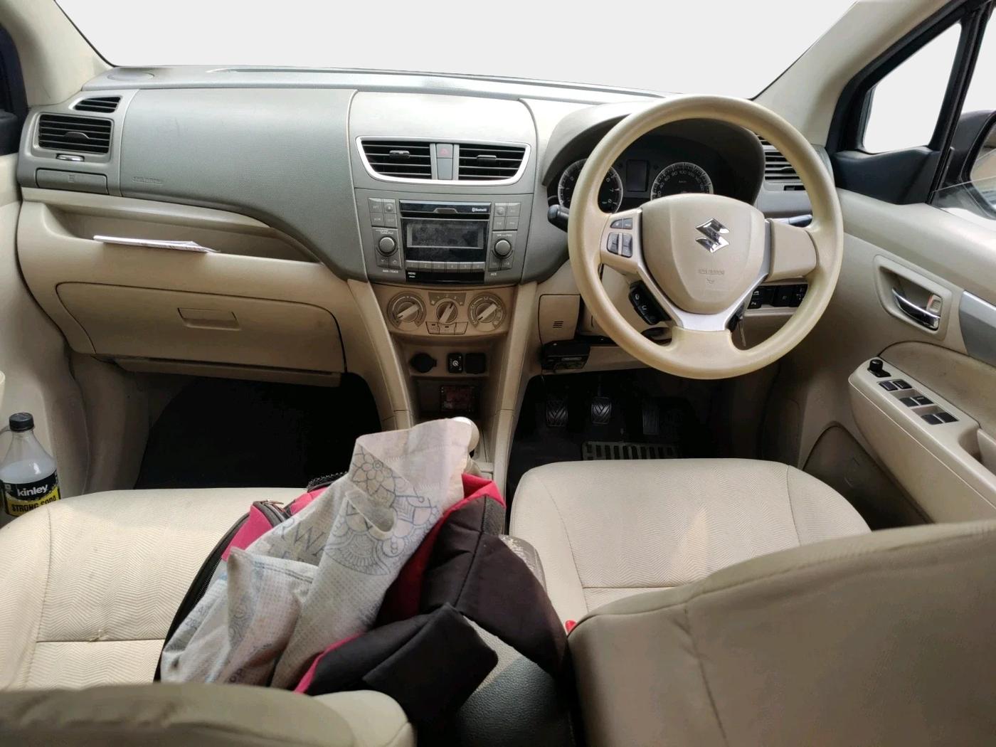 2017 Maruti Ertiga VXI, CNG, Manual, 95,844 km, interior