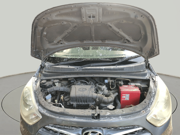 2015 Hyundai i10 SPORTZ 1.1, Petrol, Manual, 84,700 km, exterior