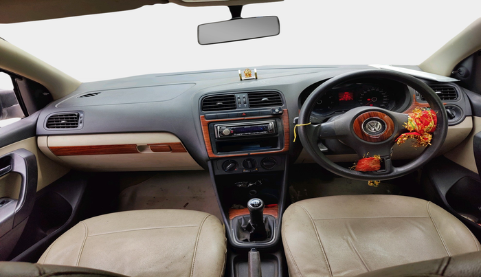2011 Volkswagen Polo TRENDLINE 1.2L PETROL, Petrol, Manual, 1,41,297 km, interior