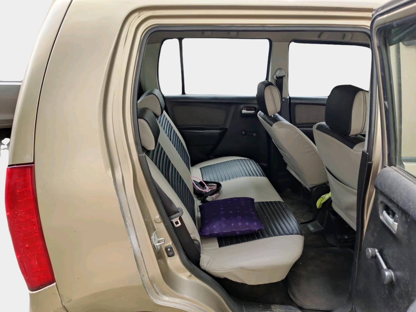 2014 Maruti Wagon R 1.0 LXI, Petrol, Manual, 82,985 km, interior