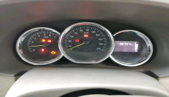 2015 Renault Lodgy 110 PS RXZ STEPWAY 7 STR, Diesel, Manual, 98,747 km, interior