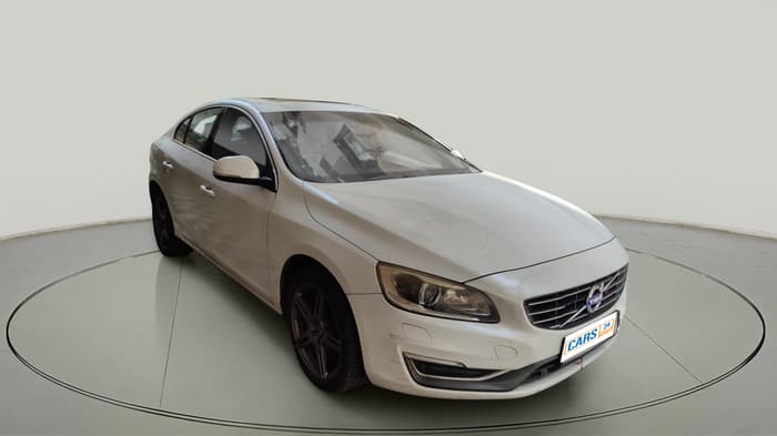 2015 Volvo S60 Momentum D4, Diesel, Automatic, 1,07,551 km, exterior