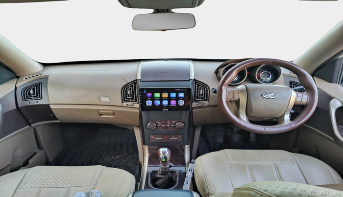 2014 Mahindra XUV500 W6, Diesel, Manual, 1,54,576 km, interior