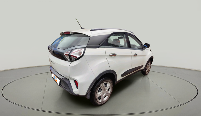 2021 Tata NEXON XM PETROL, Petrol, Manual, 34,900 km, exterior