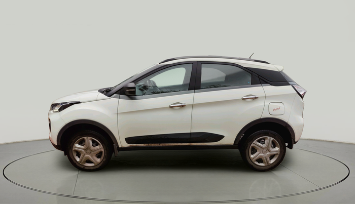 2021 Tata NEXON XM PETROL, Petrol, Manual, 34,900 km, exterior