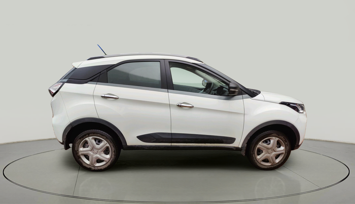 2021 Tata NEXON XM PETROL, Petrol, Manual, 34,900 km, exterior