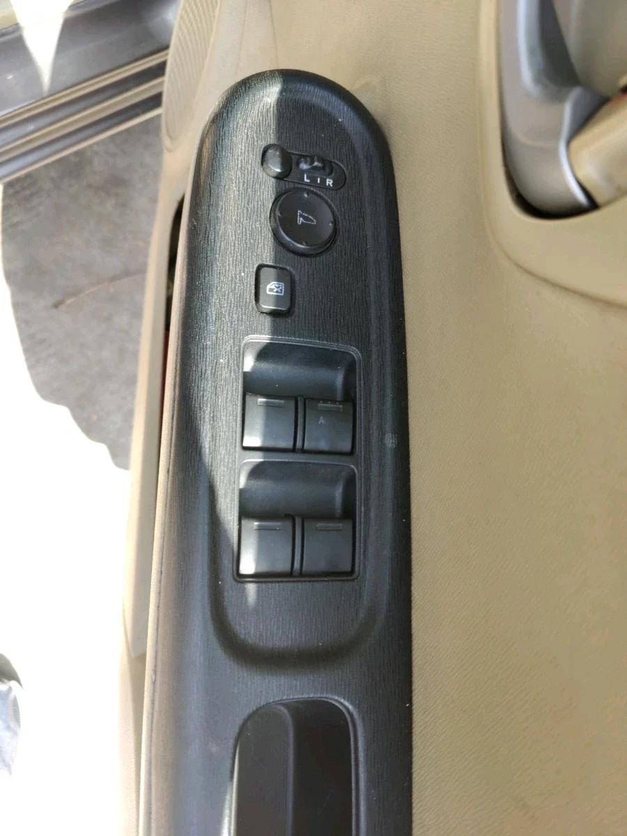 2015 Honda Brio VX AT, CNG, Automatic, 1,51,055 km, interior