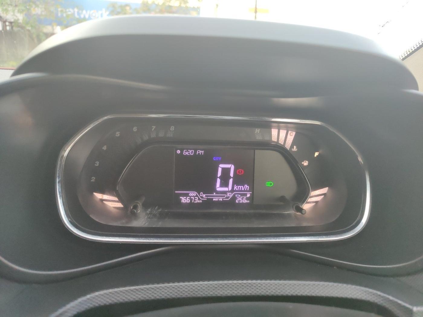 2020 Tata NEXON XM SUNROOF PETROL, Petrol, Manual, 78,000 km, interior