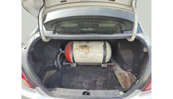 2011 Maruti Swift Dzire LXI, Petrol, Manual, 1,19,769 km, exterior