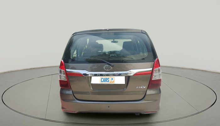 2015 Toyota Innova 2.5 VX 7 STR, Diesel, Manual, 1,91,099 km, exterior