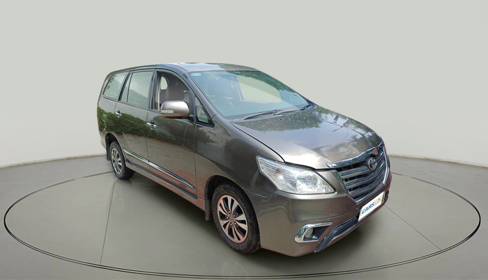 2015 Toyota Innova 2.5 VX 7 STR, Diesel, Manual, 1,91,099 km, exterior