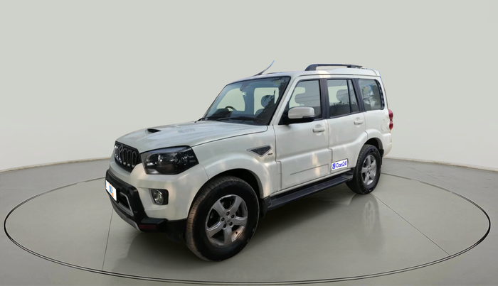 2018 Mahindra Scorpio S11 2WD, Diesel, Manual, 94,408 km, exterior