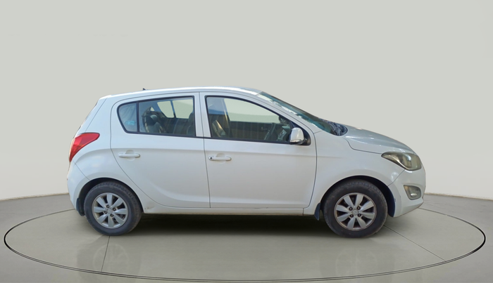 2013 Hyundai i20 SPORTZ 1.4 CRDI, Diesel, Manual, 1,73,082 km, exterior