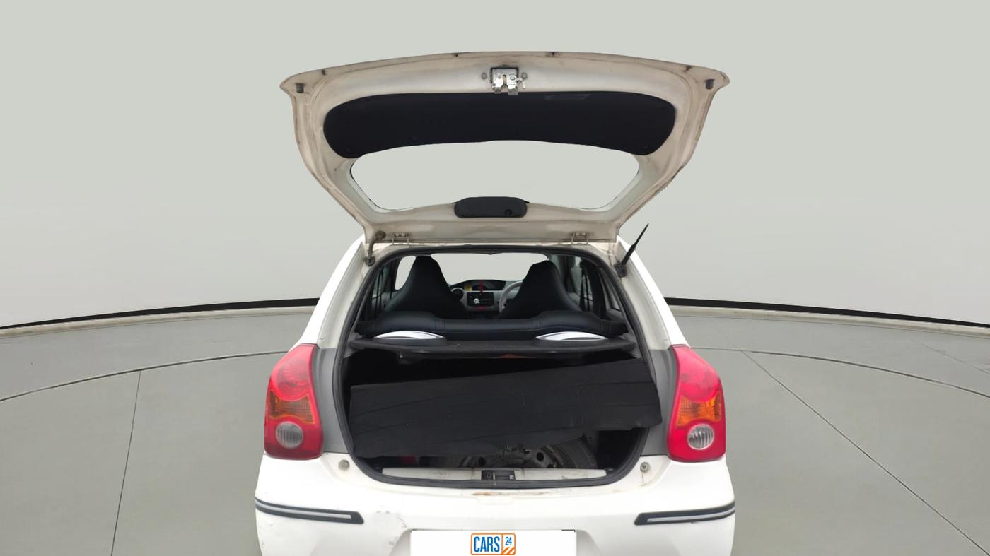 2011 Toyota Etios Liva G, Petrol, Manual, 69,052 km, exterior