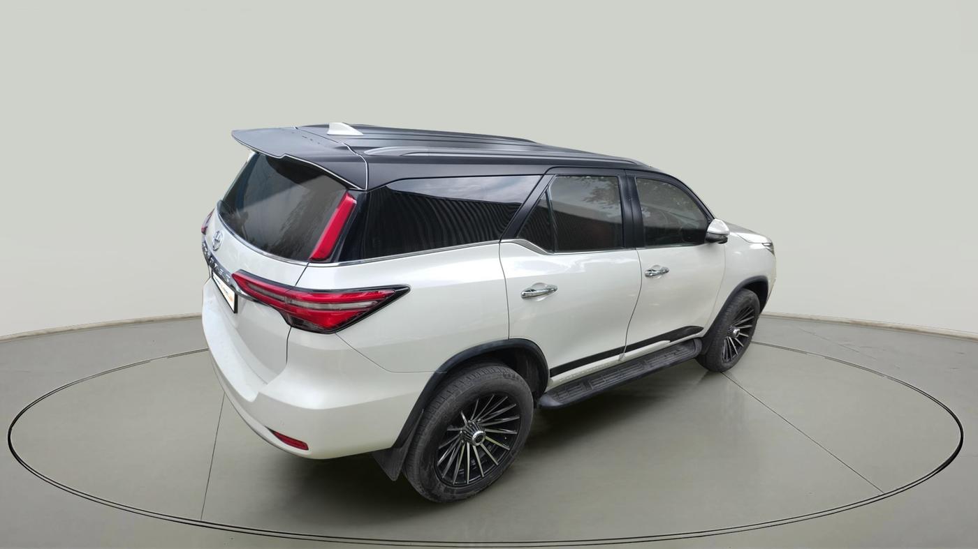 2021 Toyota Fortuner 4X2 AT 2.8 DIESEL, Diesel, Automatic, 75,000 km, exterior