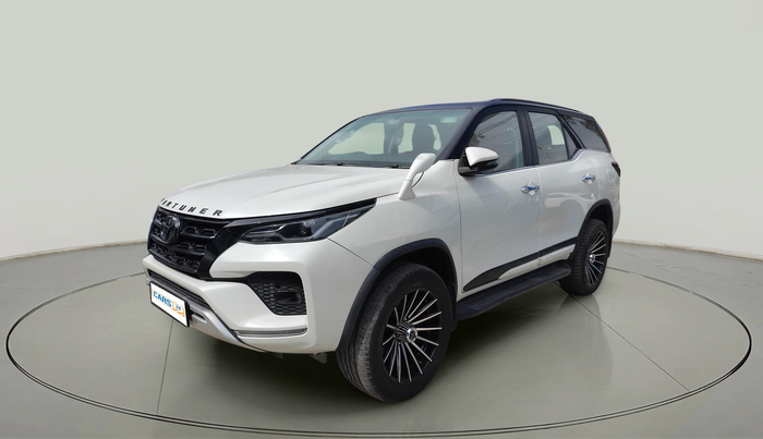 2021 Toyota Fortuner 4X2 AT 2.8 DIESEL, Diesel, Automatic, 74,597 km, exterior