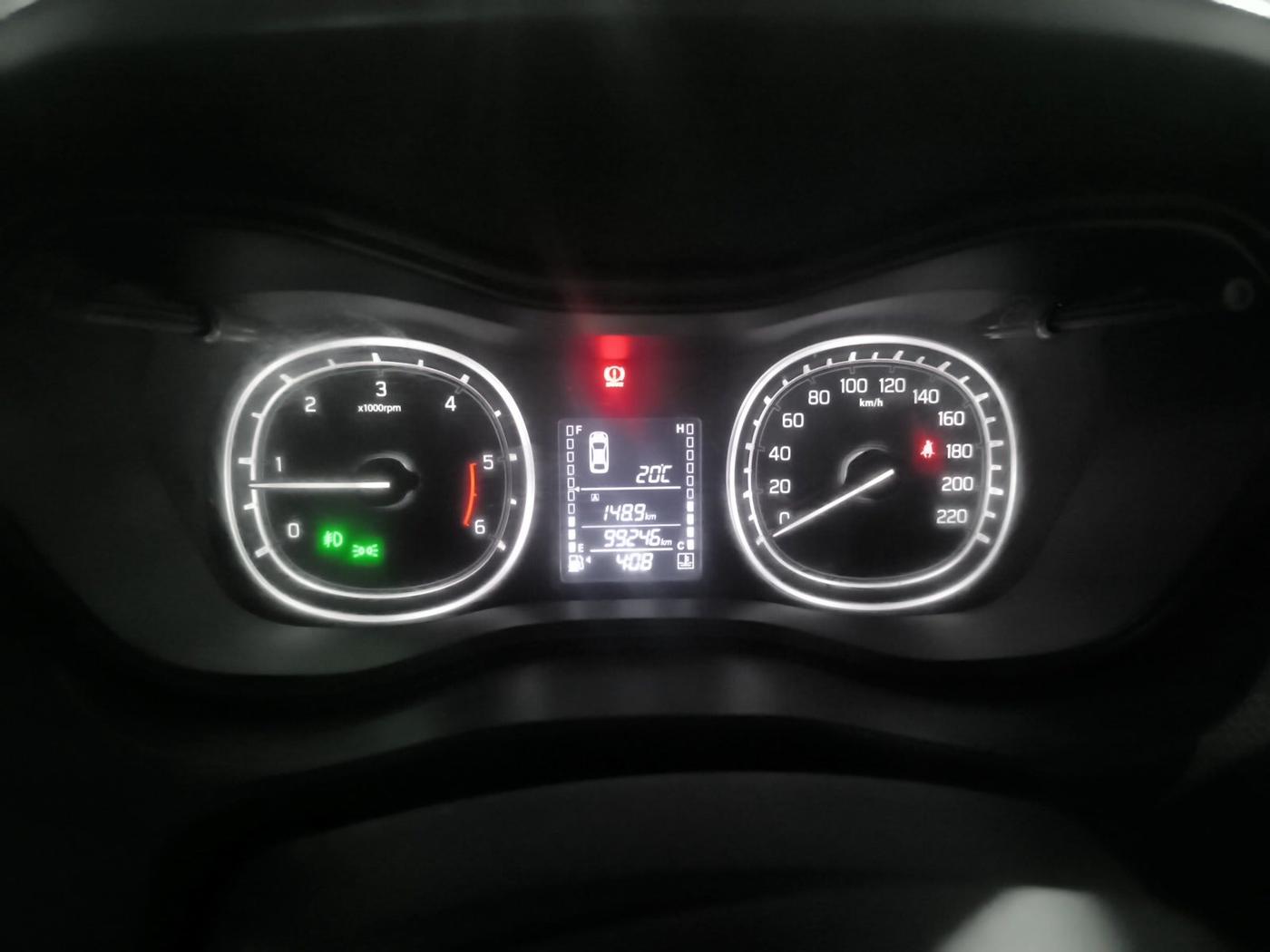 2017 Maruti Vitara Brezza ZDI, Diesel, Manual, 99,246 km, interior