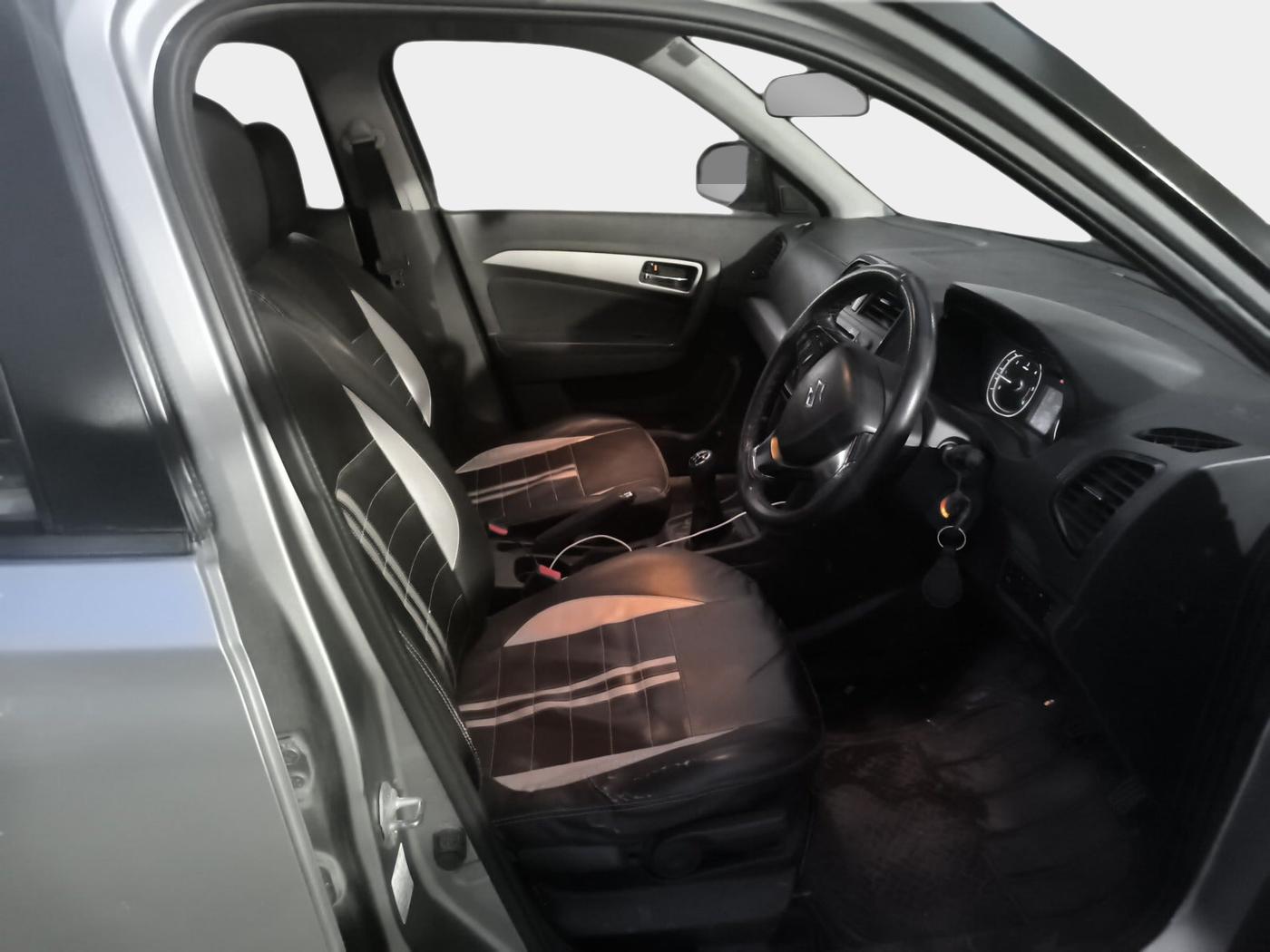 2017 Maruti Vitara Brezza ZDI, Diesel, Manual, 99,246 km, interior