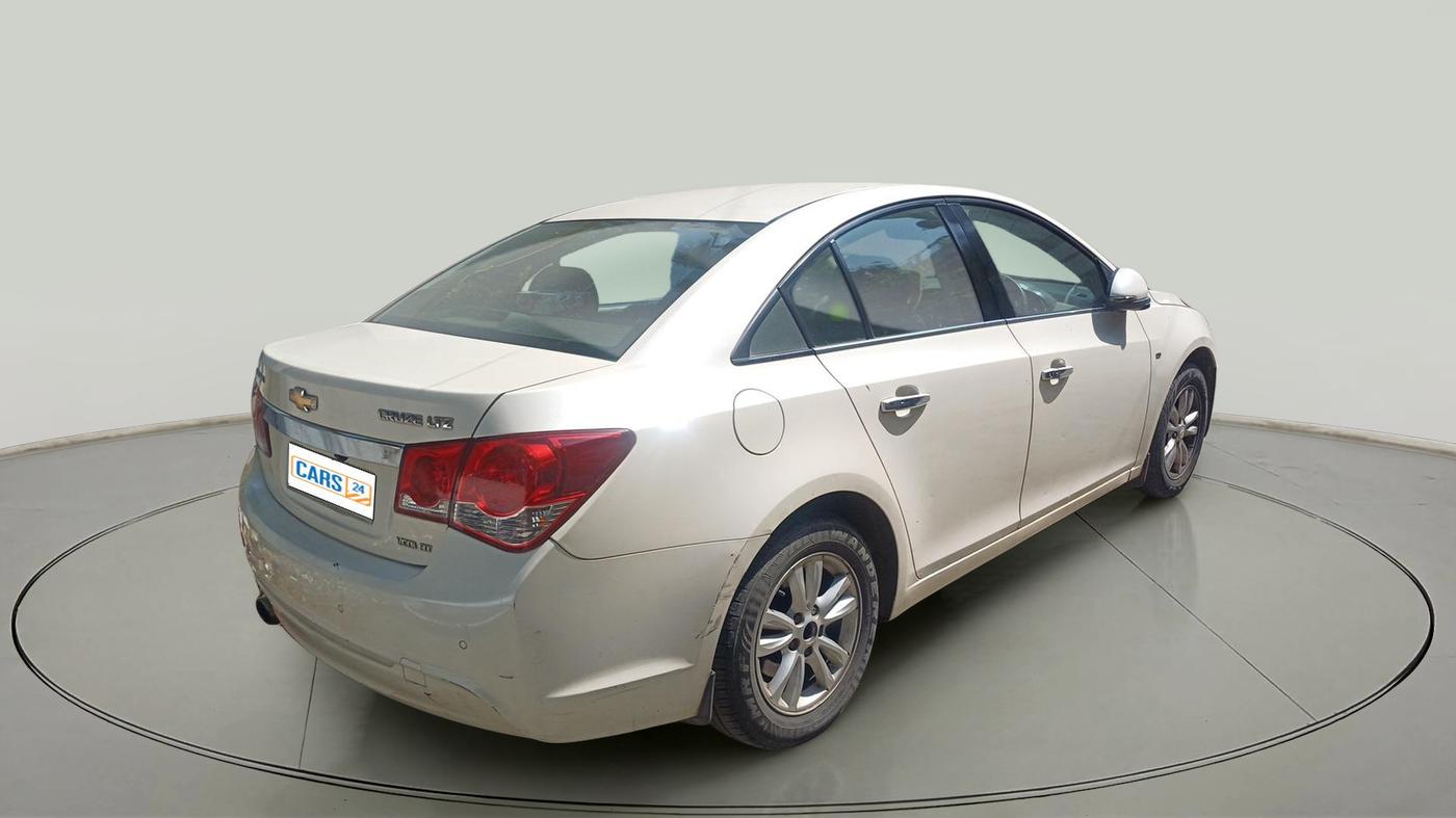 2014 Chevrolet Cruze LTZ AT, Diesel, Automatic, 1,97,518 km, exterior