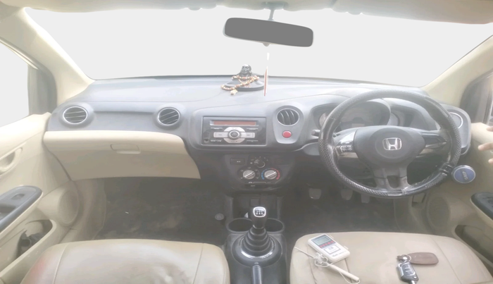 2014 Honda Amaze 1.5L I-DTEC S, Diesel, Manual, 1,20,132 km, interior