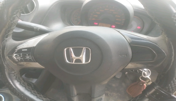 2014 Honda Amaze 1.5L I-DTEC S, Diesel, Manual, 1,20,132 km, interior