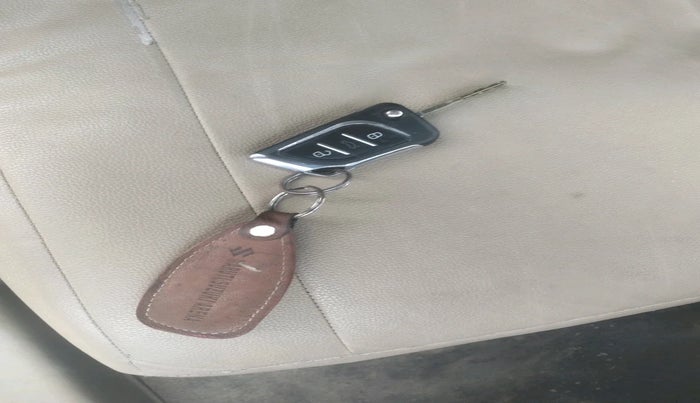 2014 Honda Amaze 1.5L I-DTEC S, Diesel, Manual, 1,20,132 km, interior