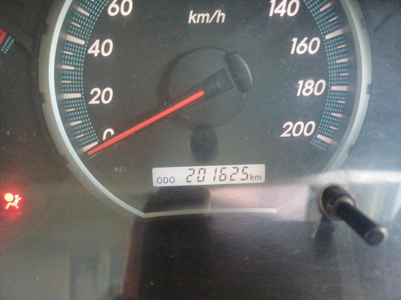 2014 Toyota Innova 2.5 VX 8 STR, Diesel, Manual, 2,01,625 km, interior