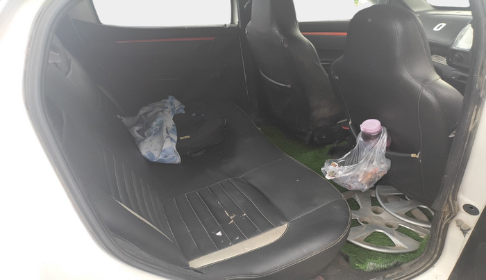 2017 Renault Kwid RXL, Petrol, Manual, 1,22,282 km, interior