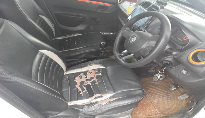 2017 Renault Kwid RXL, Petrol, Manual, 1,22,282 km, interior