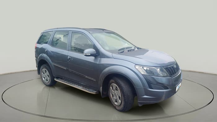 2016 Mahindra XUV500 W4, Diesel, Manual, 71,376 km, exterior