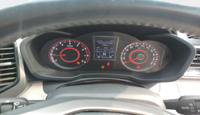 2020 Mahindra XUV300 W8 (O) 1.2 PETROL, Petrol, Manual, 40,960 km, interior